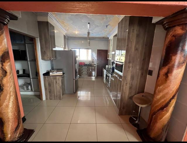 4 BEDROOM HOUSE FOR SALE IN ELIGWA ESTATE
